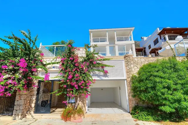 Kalkan’da denize yakın kiralık villa, fotoğraf 3