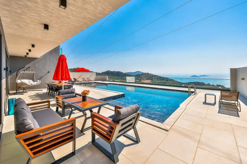 Kalkan’da deniz manzaralı kiralık villa, fotoğraf 4