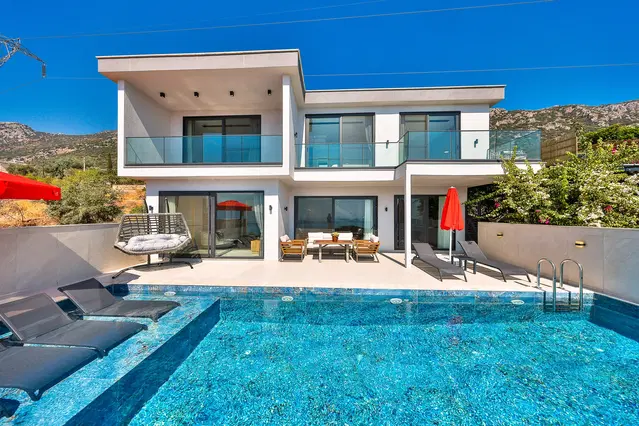 Kalkan’da deniz manzaralı kiralık villa, fotoğraf 3