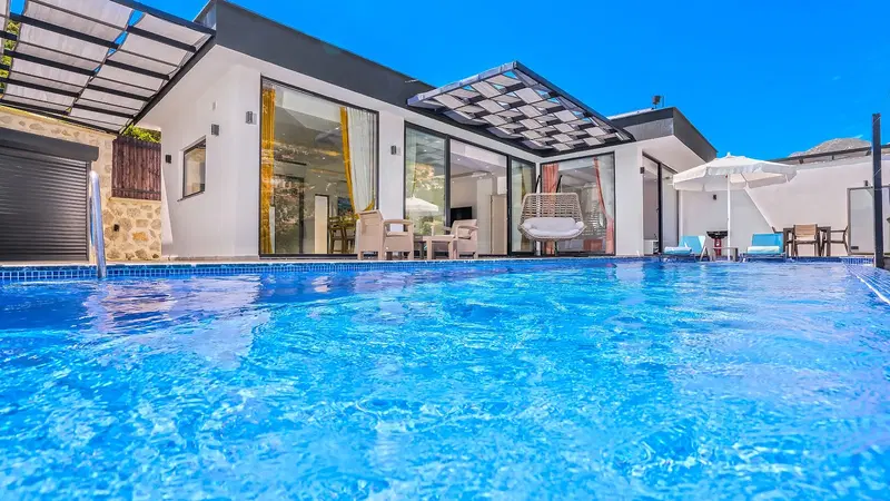 Kalkan’da korunaklı havuzlu kiralık villa, fotoğraf 8