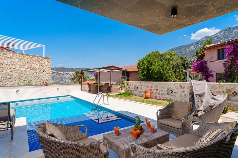 Kalkan’da kapalı havuzlu kiralık villa, fotoğraf 7