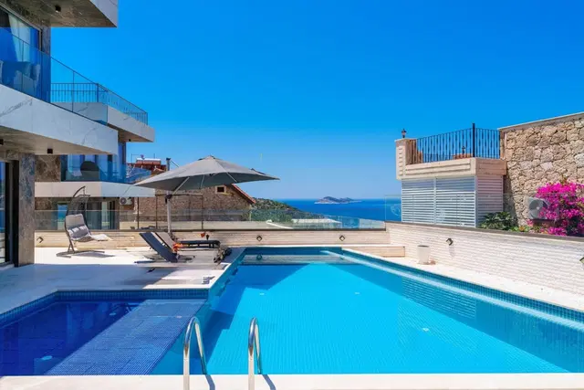 Kalkan’da jakuzili kiralık villa, fotoğraf 2