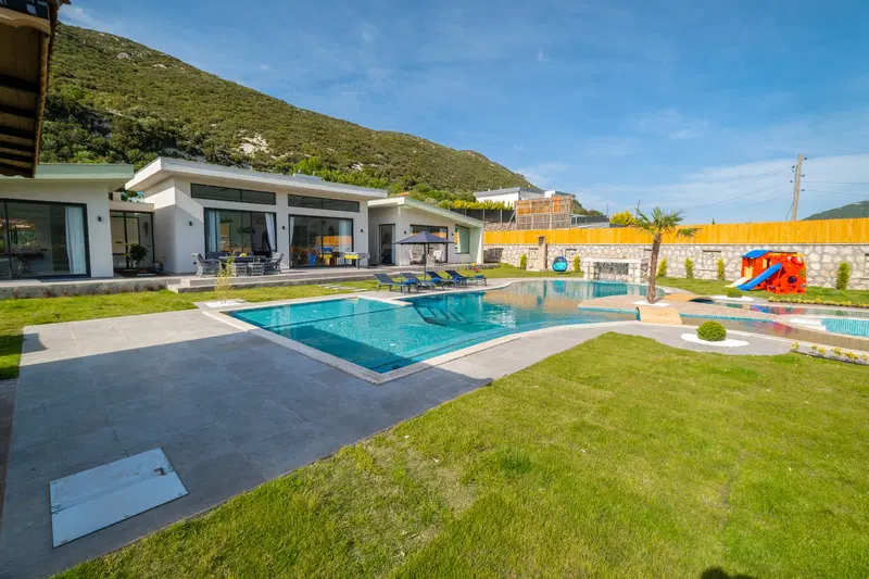 Sarıbelen’de bahçeli kiralık villa, fotoğraf 6