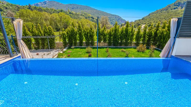 Sarıbelen’de jakuzili kiralık villa, fotoğraf 2