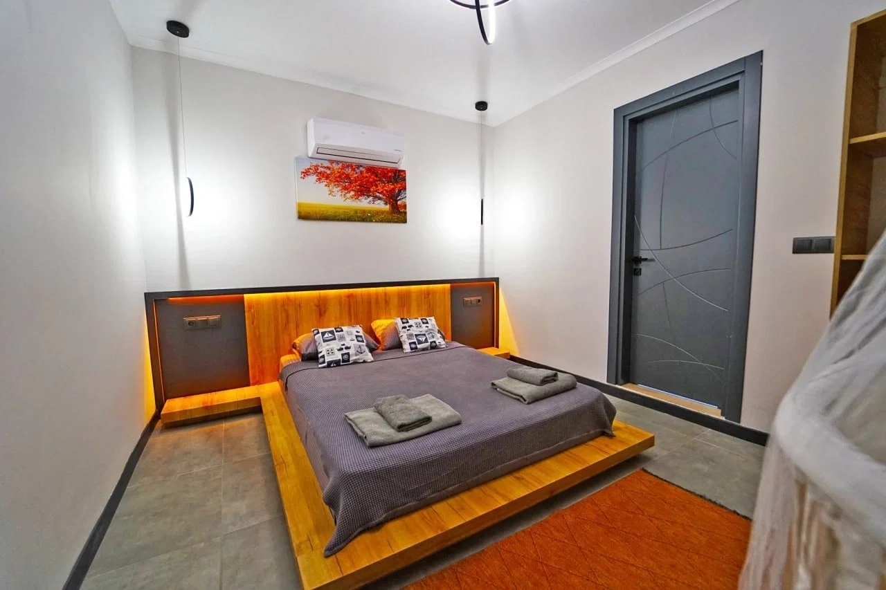 Fethiye’de Huzurlu, Korunaklı Havuzlu, 8 Kişilik, Kiralık Villa