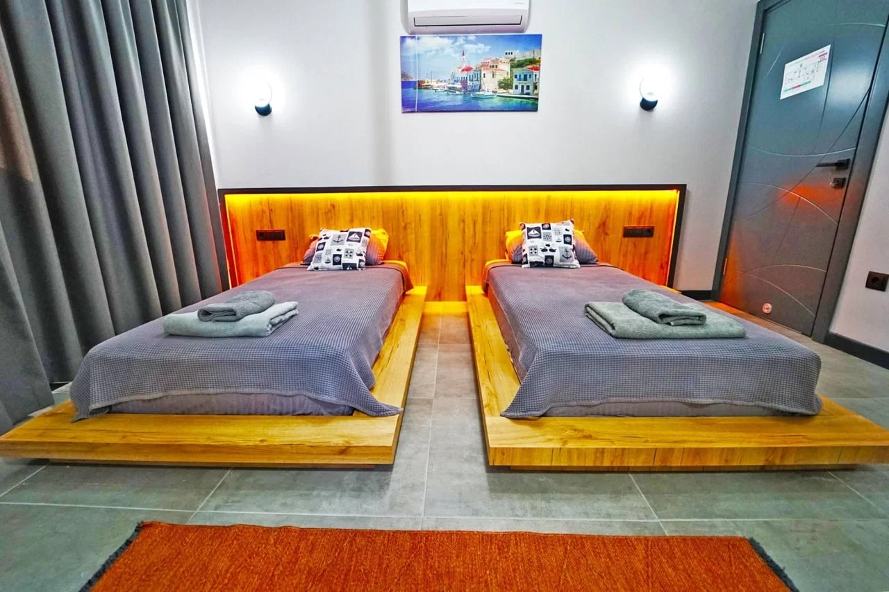 Fethiye’de Huzurlu, Korunaklı Havuzlu, 8 Kişilik, Kiralık Villa