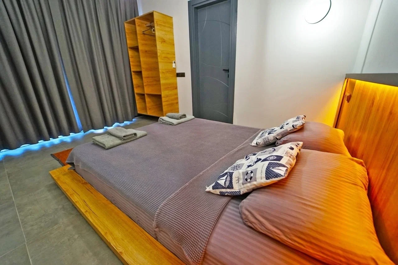 Fethiye’de Huzurlu, Korunaklı Havuzlu, 8 Kişilik, Kiralık Villa