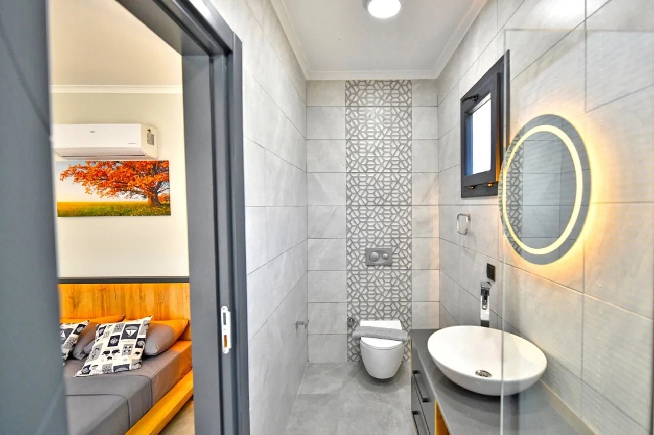 Fethiye’de Huzurlu, Korunaklı Havuzlu, 8 Kişilik, Kiralık Villa