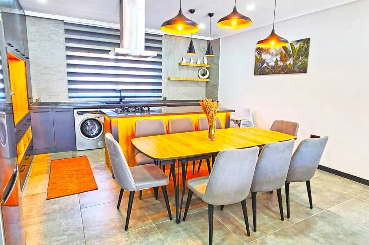Fethiye’de Huzurlu, Korunaklı Havuzlu, 8 Kişilik, Kiralık Villa