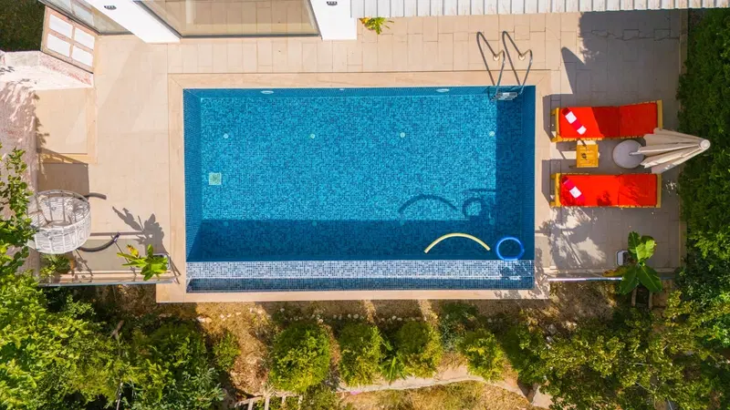 Üzümlü’de bahçeli kiralık villa, fotoğraf 5