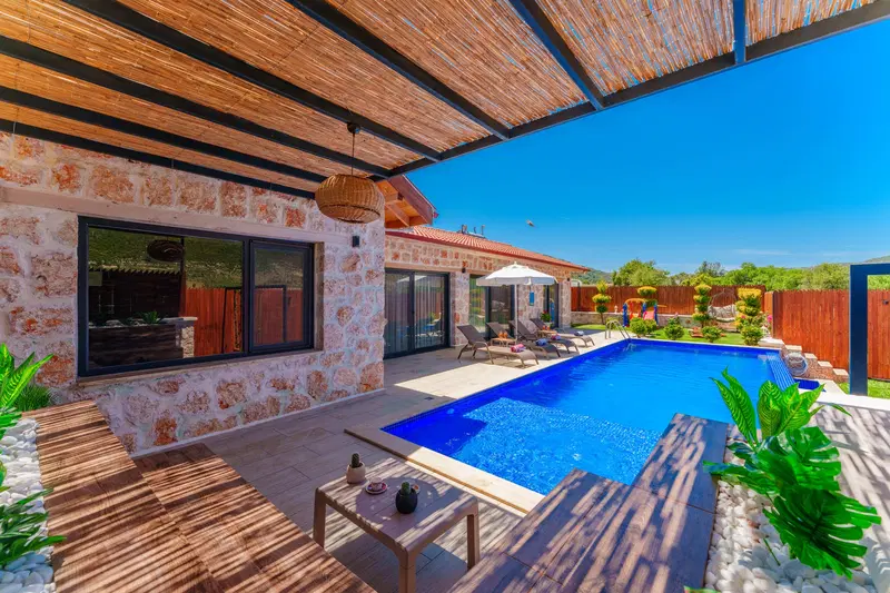 Sarıbelen’de doğa manzaralı kiralık villa, fotoğraf 3