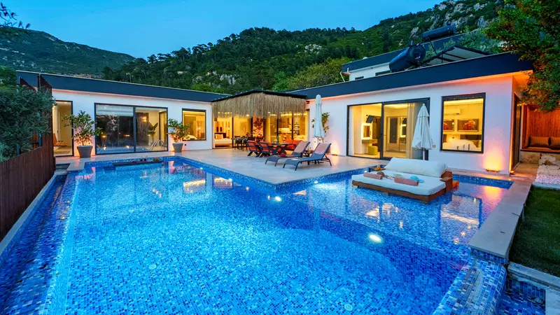 İslamlar’da kapalı havuzlu kiralık villa, fotoğraf 8