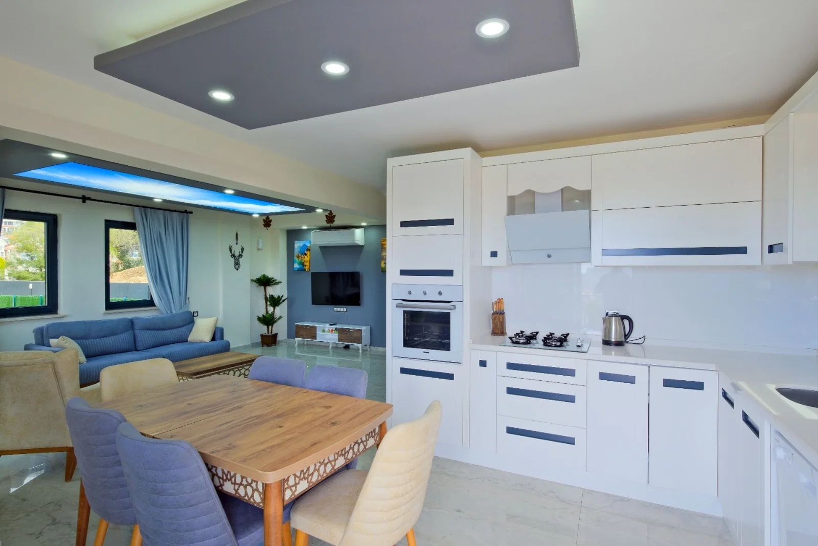 Fethiye’de Sakin Konumda, Isıtmalı Havuzlu, 8 Kişilik, Lüks Villa