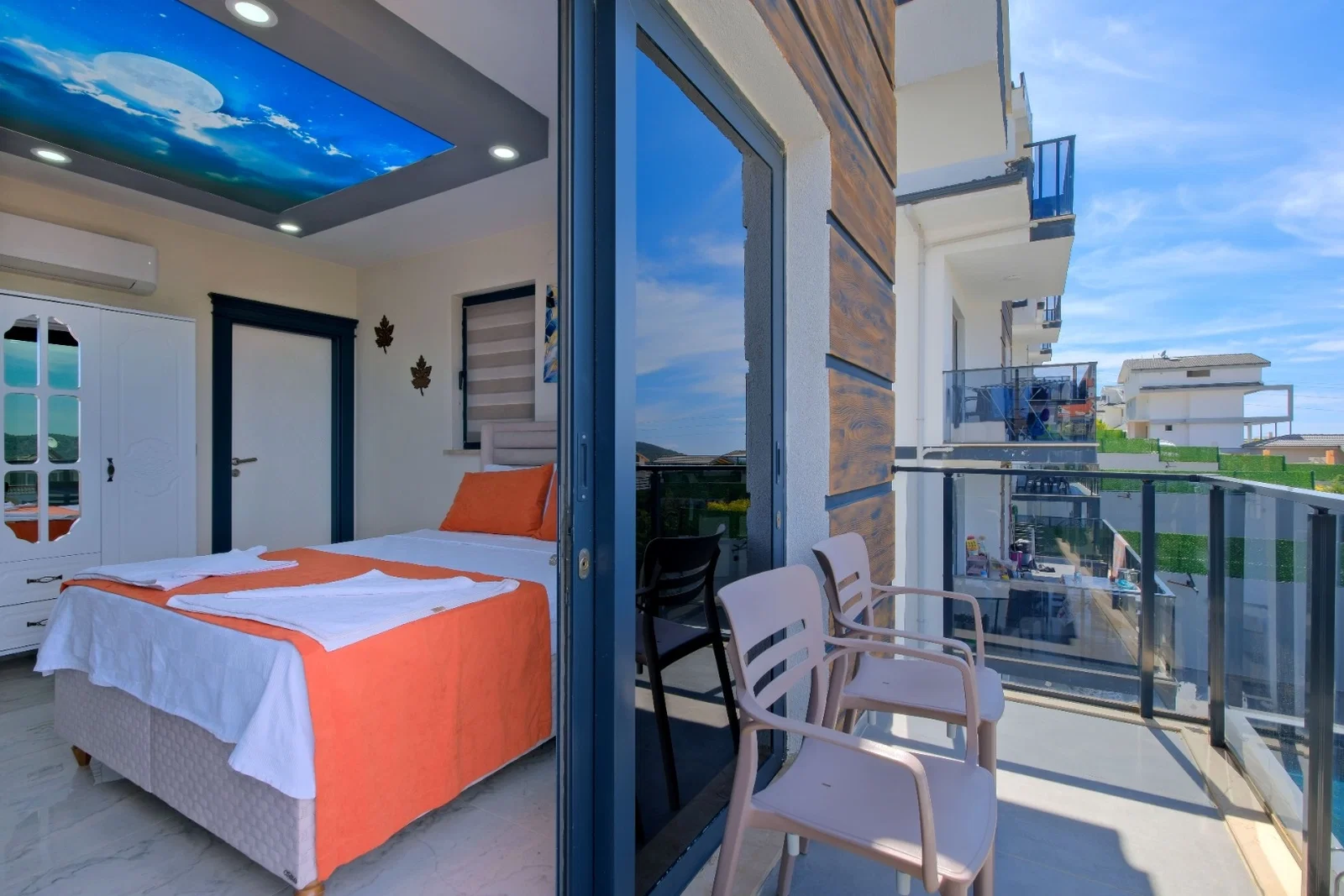 Fethiye’de Sakin Konumda, Isıtmalı Havuzlu, Jakuzili, Ekonomik Villa