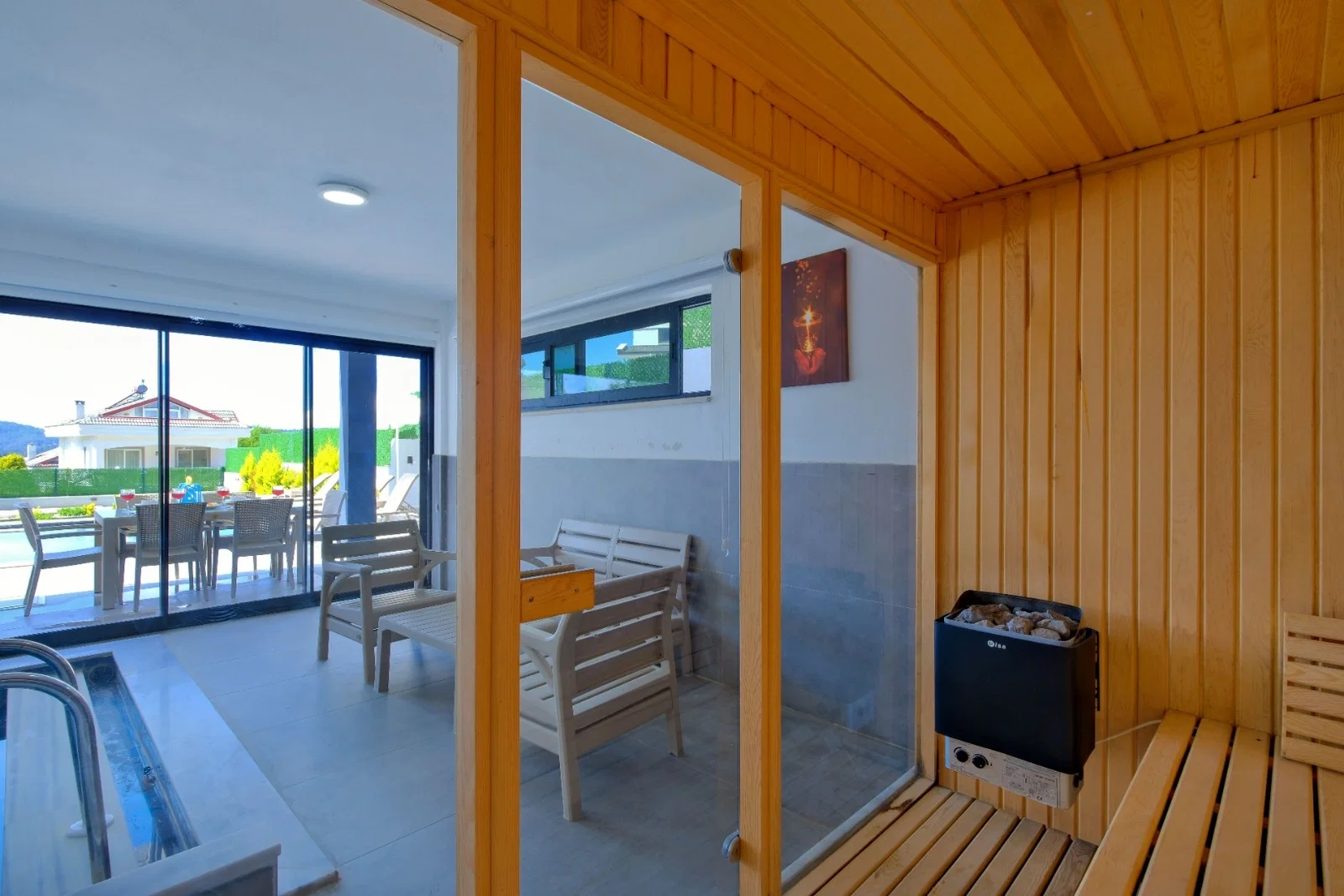 Fethiye’de Sakin Konumda, Isıtmalı Havuzlu, Jakuzili, Ekonomik Villa