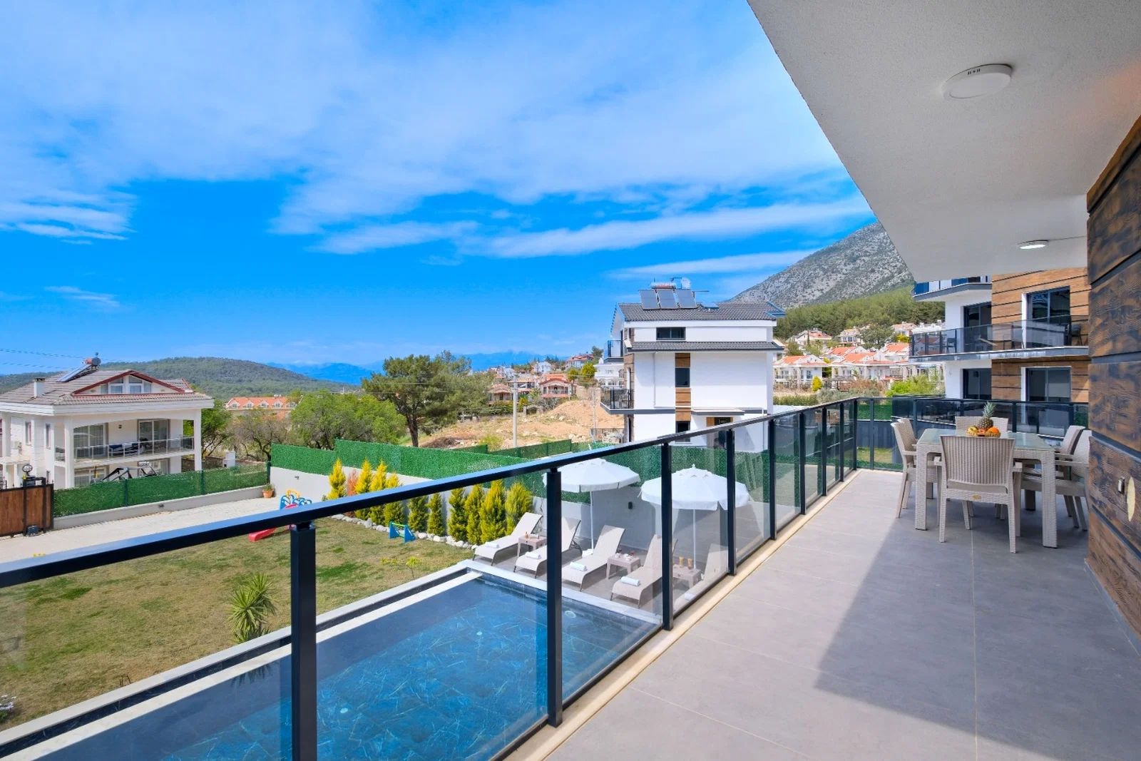 Fethiye’de Sakin Konumda, Isıtmalı Havuzlu, Jakuzili, Ekonomik Villa