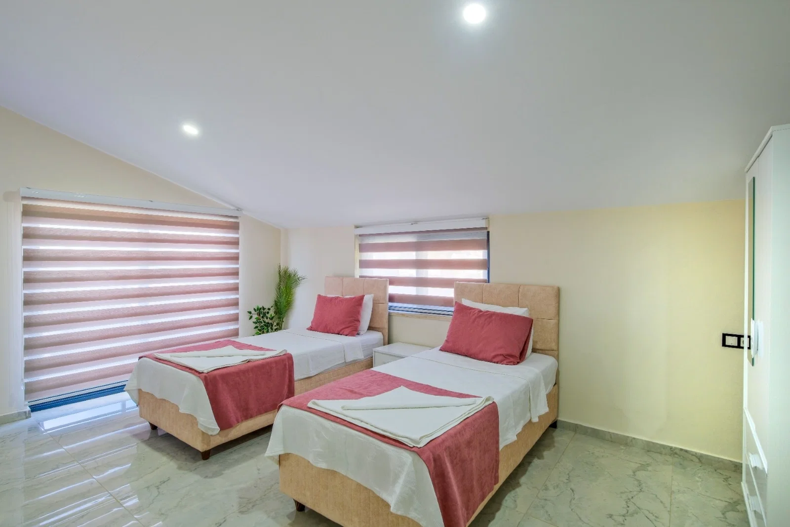 Fethiye’de Sakin Konumda, Isıtmalı Havuzlu, Jakuzili, Ekonomik Villa