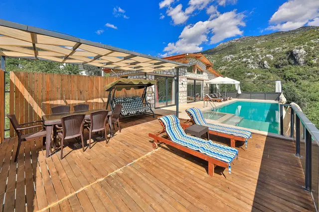 İslamlar’da ısıtmalı havuzlu kiralık villa, fotoğraf 2