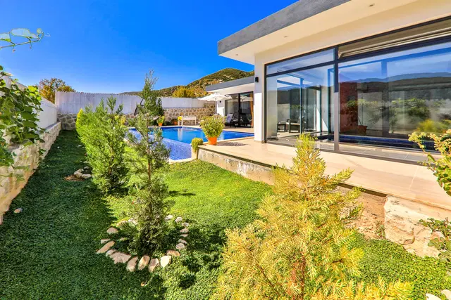 Sarıbelen’de jakuzili kiralık villa, fotoğraf 3