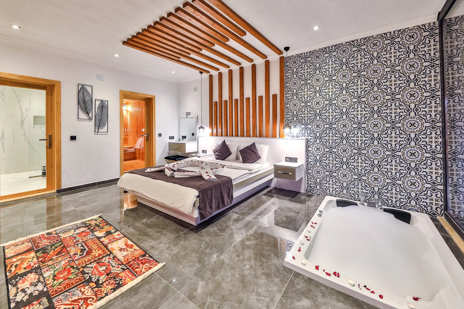 Sarıbelen’de Korunaklı, Isıtmalı Havuzlu, 1 Yatak Odalı, Ekonomik Villa