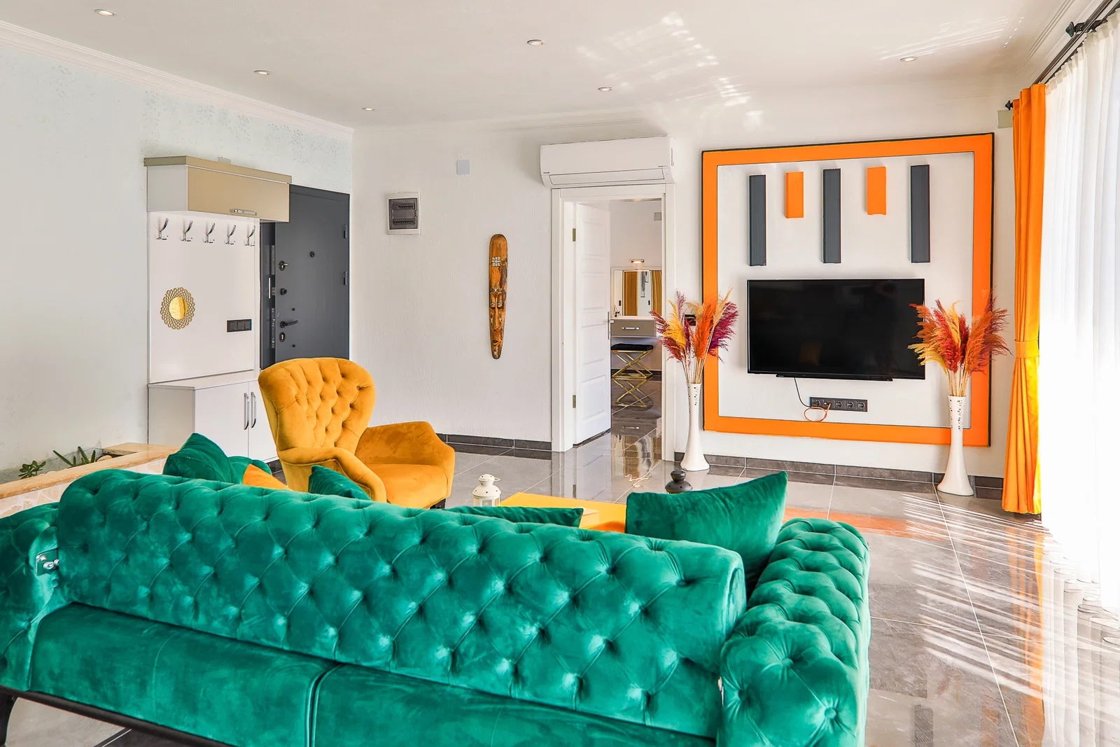 Sarıbelen’de Korunaklı, Isıtmalı Havuzlu, 1 Yatak Odalı, Ekonomik Villa