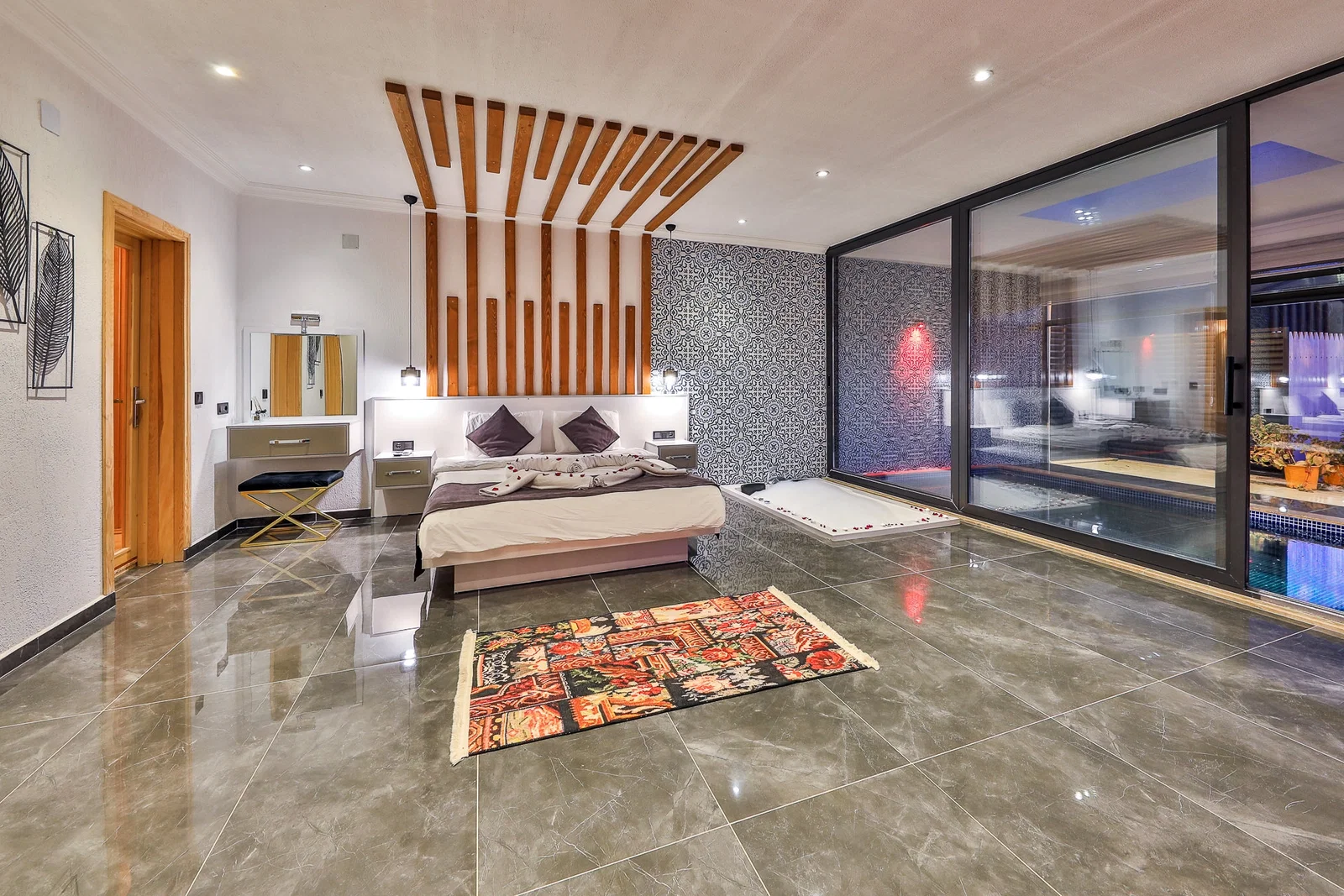 Sarıbelen’de Korunaklı, Isıtmalı Havuzlu, 1 Yatak Odalı, Ekonomik Villa