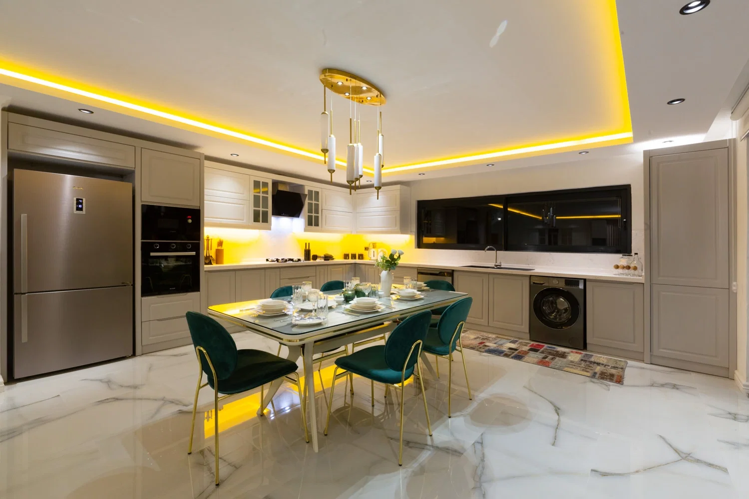 Sarıbelen’de Korunaklı, Isıtmalı Havuzlu, Jakuzili, Kiralık Villa