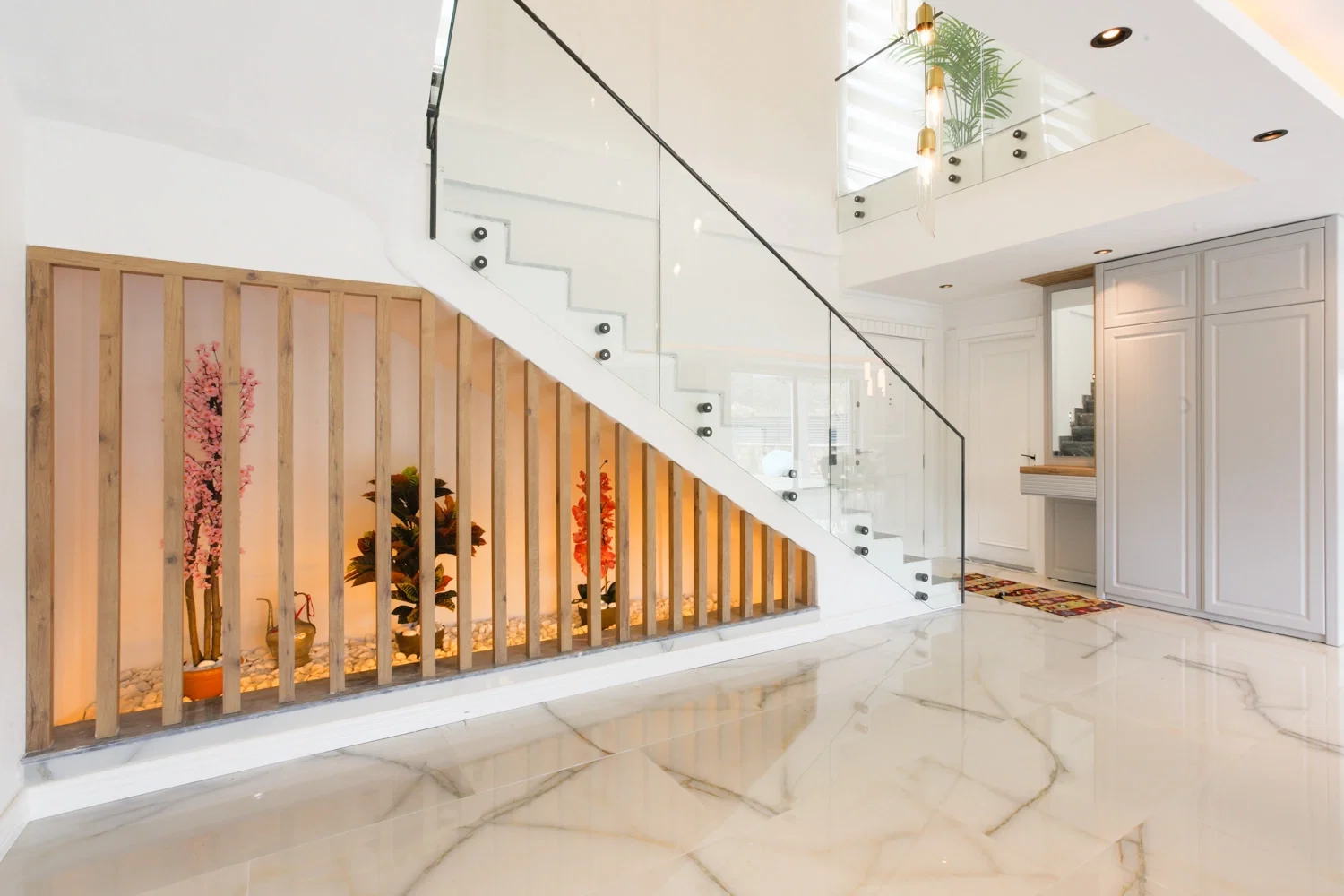 Sarıbelen’de Korunaklı, Isıtmalı Havuzlu, Jakuzili, Kiralık Villa