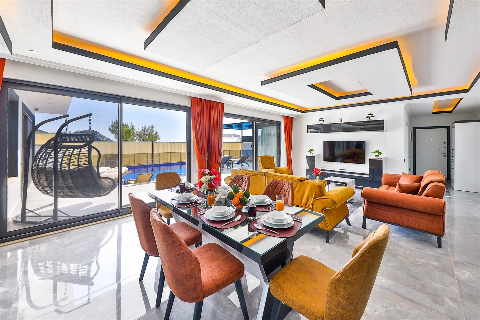 İslamlar’da Balayı Çiftlerine Uygun, Isıtmalı Havuzlu, 2 Yatak Odalı, Kiralık Villa