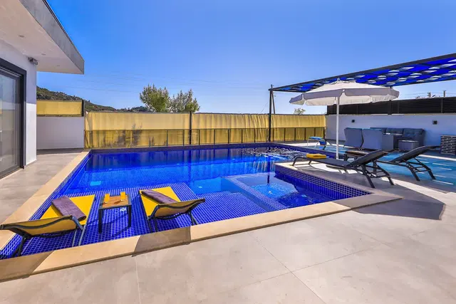 İslamlar’da kapalı havuzlu kiralık villa, fotoğraf 3