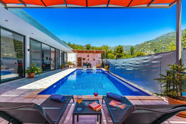 İslamlar’da jakuzili kiralık villa, fotoğraf 3