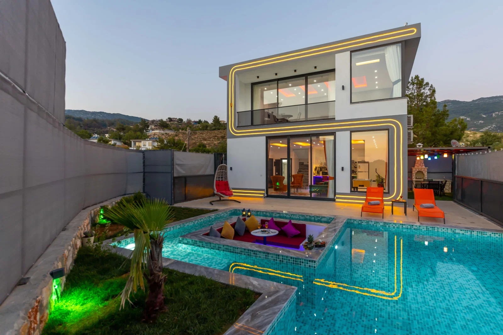 İslamlar’da Balayı Çiftlerine Uygun, Korunaklı Havuzlu, 1 Yatak Odalı, Ekonomik Villa