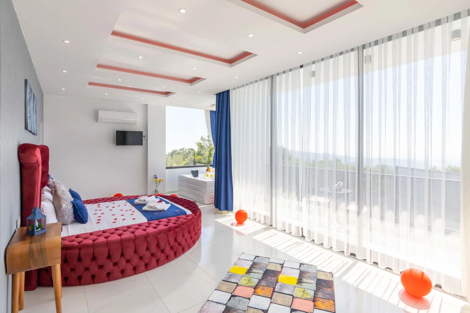 İslamlar’da Balayı Çiftlerine Uygun, Korunaklı Havuzlu, 1 Yatak Odalı, Ekonomik Villa