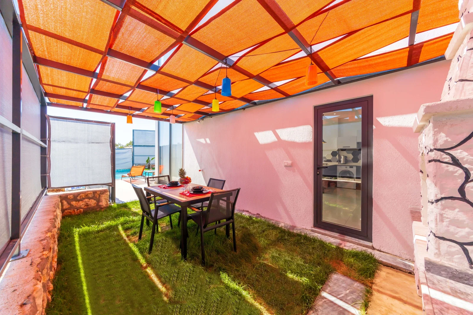 İslamlar’da Balayı Çiftlerine Uygun, Korunaklı Havuzlu, 1 Yatak Odalı, Ekonomik Villa