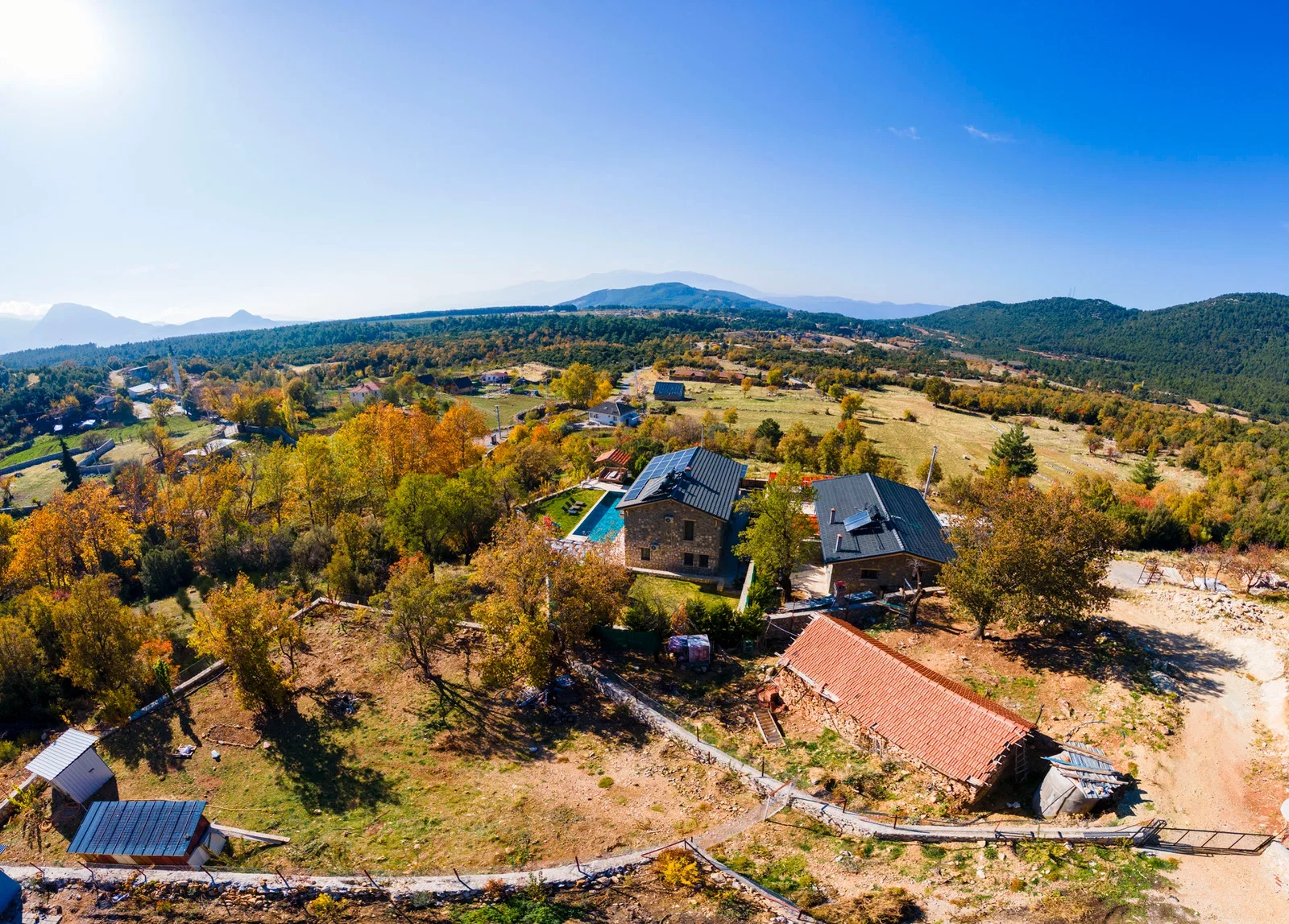 Fethiye’de Korunaklı, Isıtmalı Havuzlu, 3 Yatak Odalı, Kiralık Villa