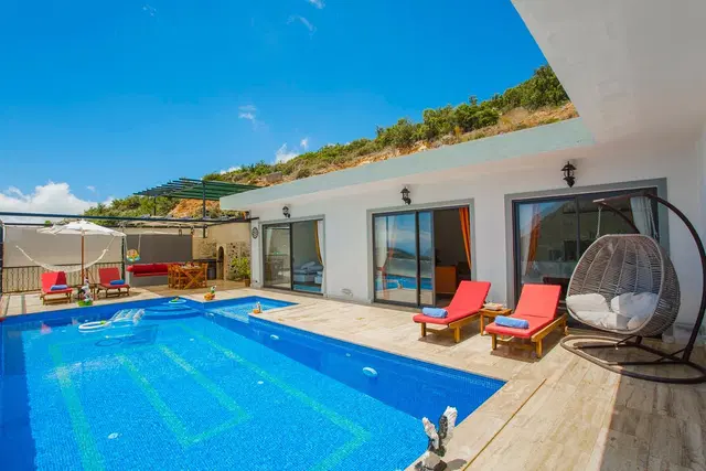 2 Yatak Odalı Isıtmalı Havuzlu Villa, İslamlar’da Korunaklı