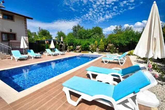Fethiye’de bahçeli kiralık villa, fotoğraf 5