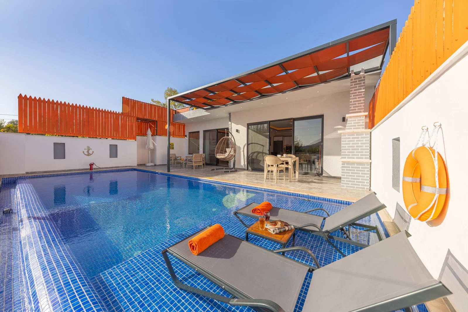 İslamlar’da Balayı Çiftlerine Uygun, Korunaklı Havuzlu, 1 Yatak Odalı, Kiralık Villa