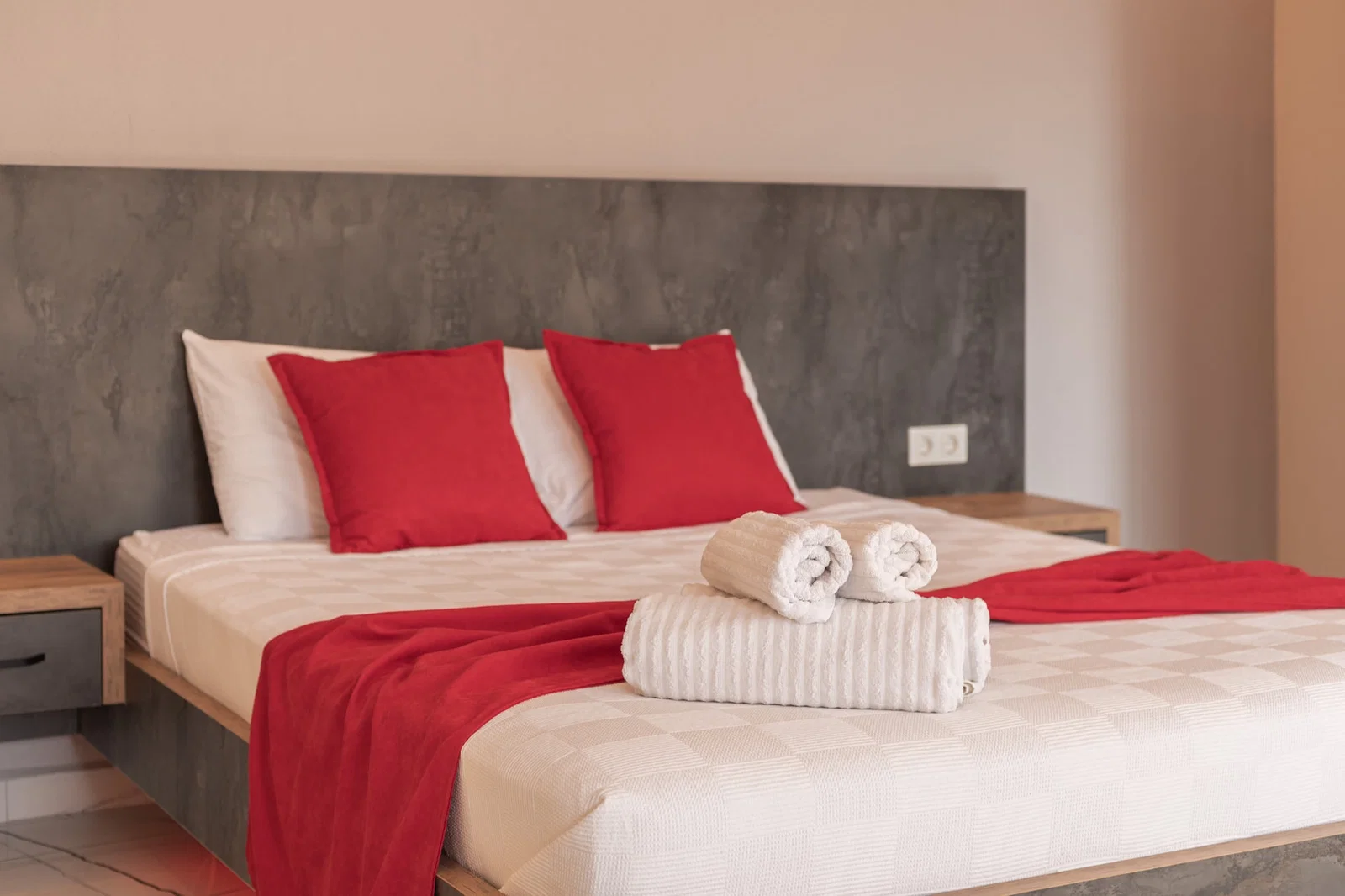 İslamlar’da Balayı Çiftlerine Uygun, Korunaklı Havuzlu, 1 Yatak Odalı, Kiralık Villa