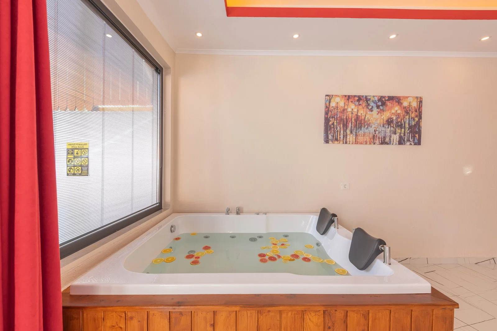 İslamlar’da Balayı Çiftlerine Uygun, Korunaklı Havuzlu, 1 Yatak Odalı, Kiralık Villa
