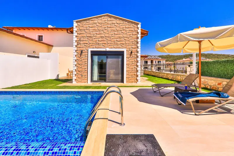 Kaş’ta doğa içinde kiralık villa, fotoğraf 6