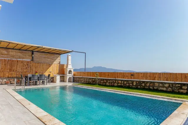 Fethiye’de doğa manzaralı kiralık villa, fotoğraf 5