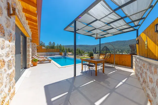 Sarıbelen’de doğa manzaralı kiralık villa, fotoğraf 3