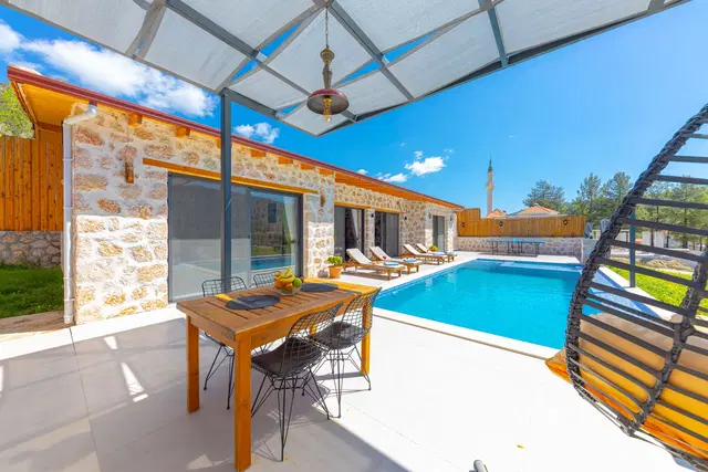 Sarıbelen’de çocuk havuzlu kiralık villa, fotoğraf 4