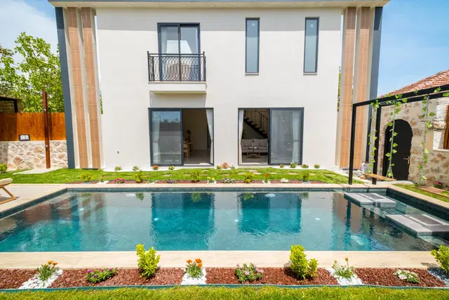 Sarıbelen’de doğa manzaralı kiralık villa, fotoğraf 3