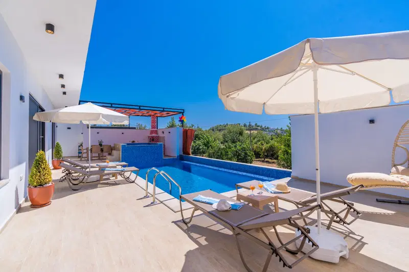 Üzümlü’de özel havuzlu kiralık villa, fotoğraf 5
