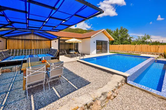 Sarıbelen’de doğa manzaralı kiralık villa, fotoğraf 3