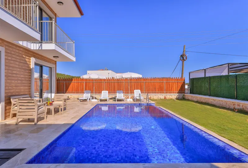 Kaş’ta jakuzili kiralık villa, fotoğraf 2