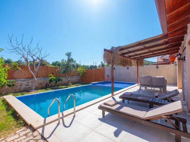 Kaş’ta muhafazakar kiralık villa, fotoğraf 5
