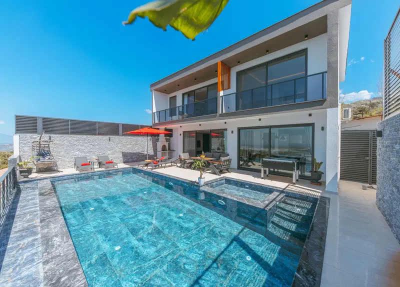 Üzümlü’de çocuk havuzlu kiralık villa, fotoğraf 3